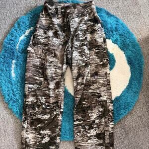 Digital camo hunting pants